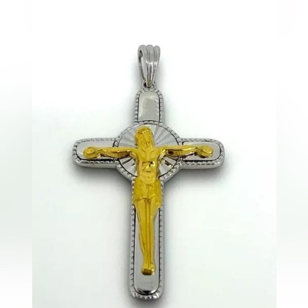 Jesus Cross Pendant - Picture 4 of 8